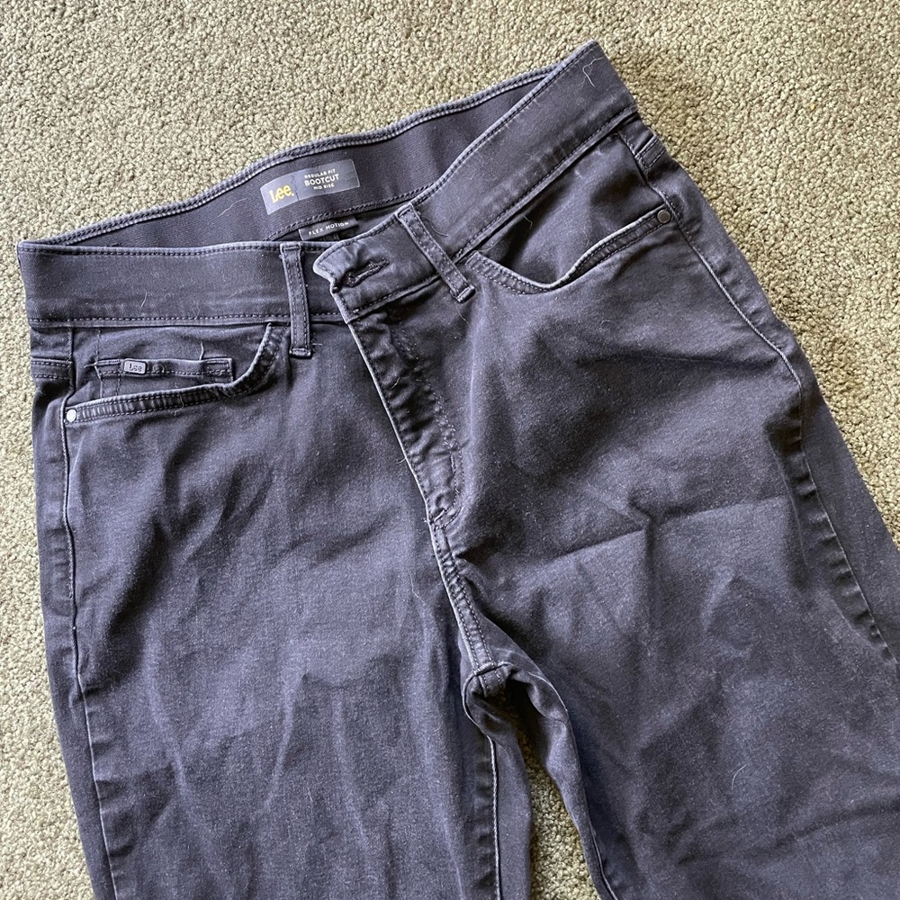 Lee mid rise bootcut jeans. Black